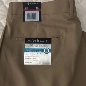 Axist Men's Khaki Chinos